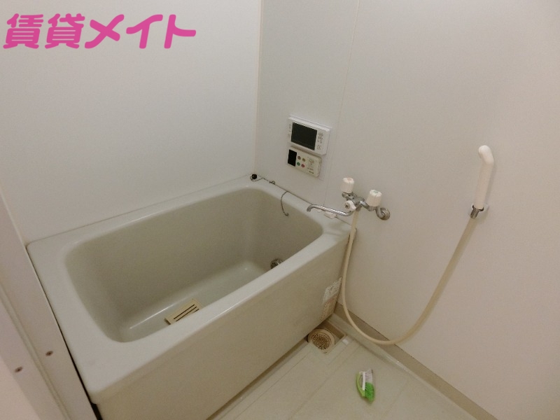 バス・シャワールーム　同型参考写真