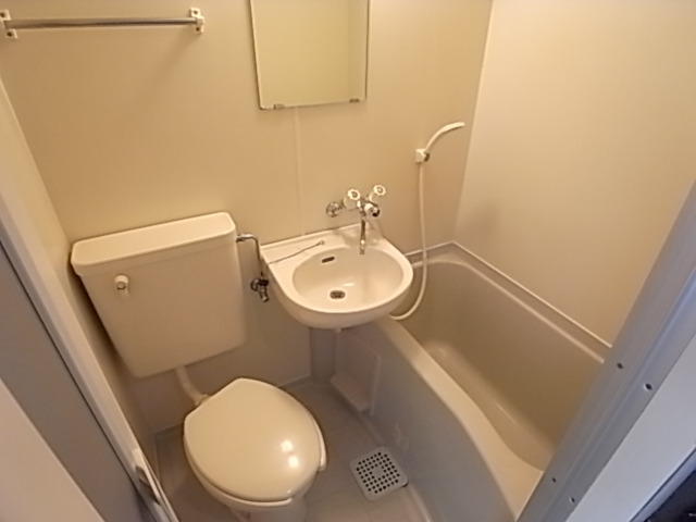 バス・シャワールーム　バスルーム