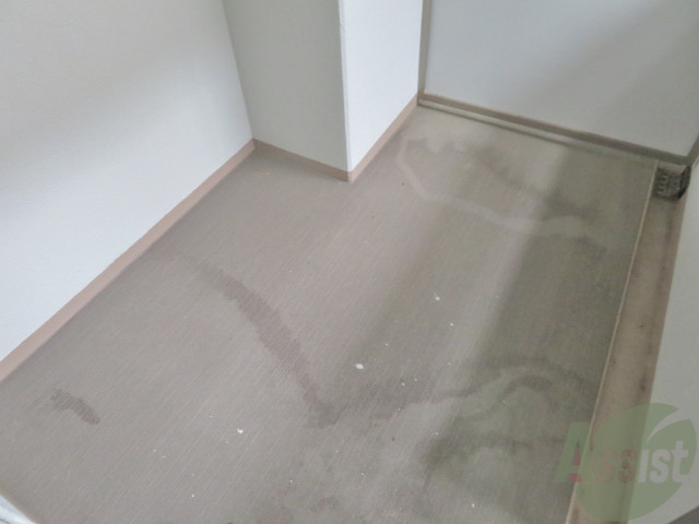 バルコニー　こちらはバルコニー。洗濯物が干せるようになっています。