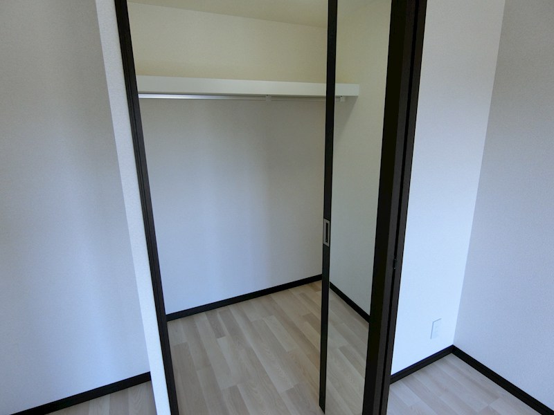 収納　同型タイプ（反転）