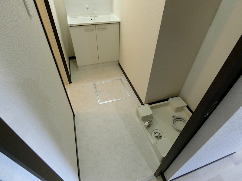 洗面設備　同型タイプ（反転）