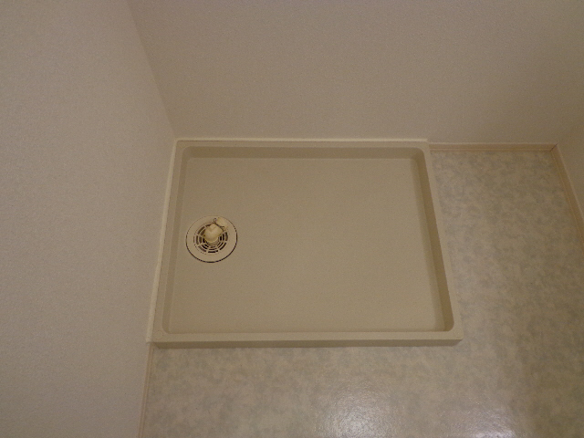 バルコニー　室内洗濯機置場