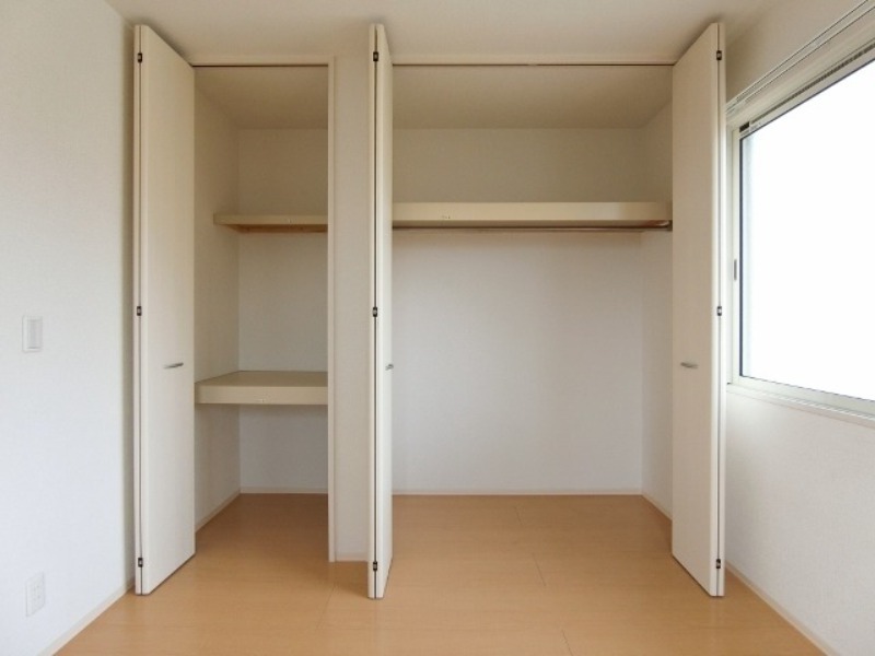 収納　図面と現状に相違がある場合には現状を優先