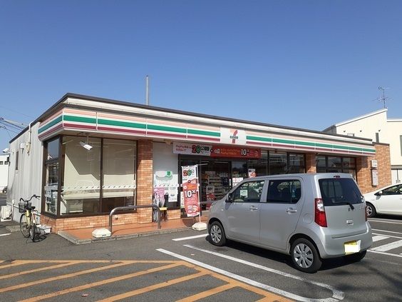コンビニ　セブンイレブン岡山西辛川店（コンビニ）まで350m