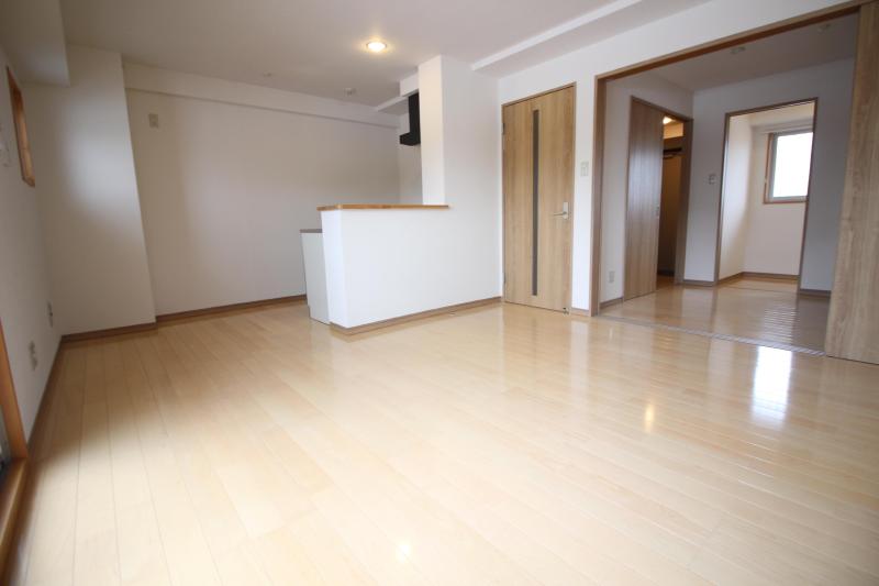 居室・リビング　リビング13帖