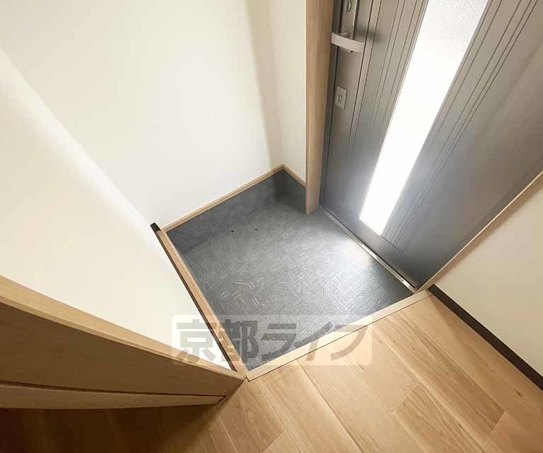 玄関　大きな段差がありません