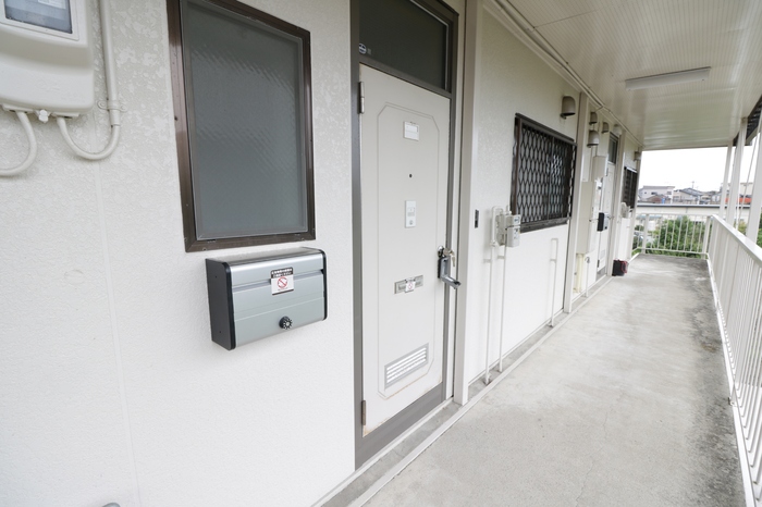 エントランス　共用階段