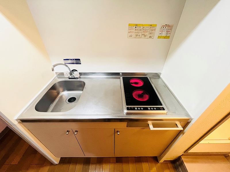 キッチン　実際のキッチンは設備・仕様が異なる場合がございます