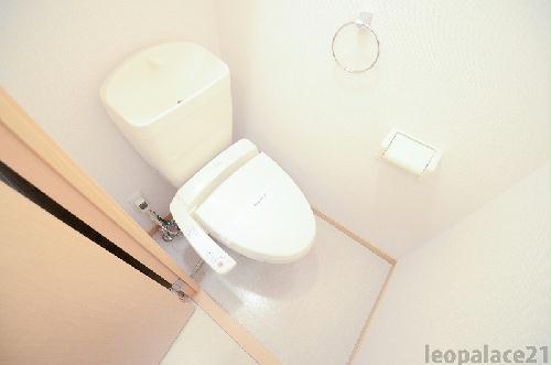 トイレ　バス・トイレ別で快適