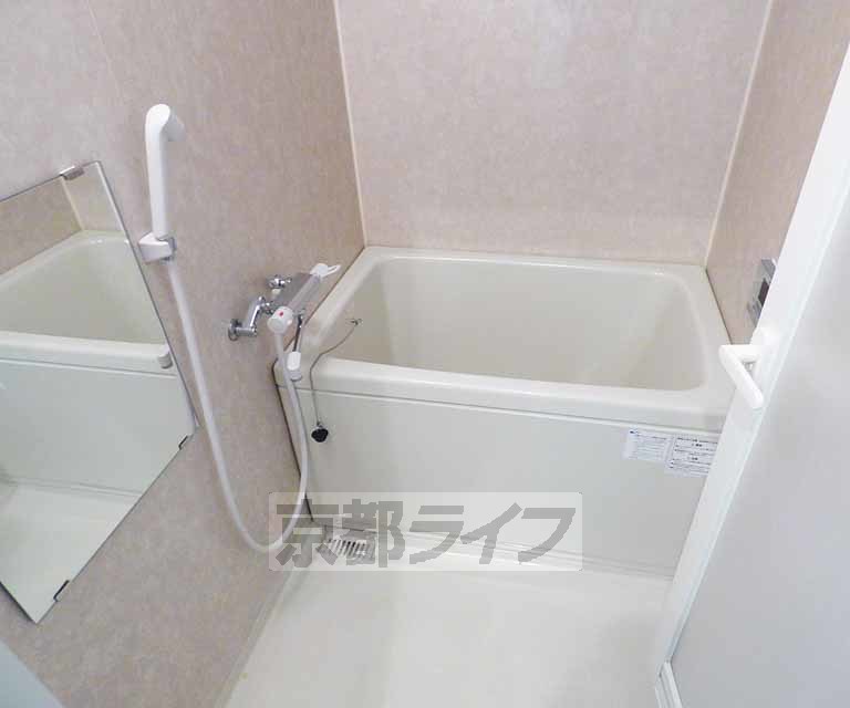 バス・シャワールーム　バスです。