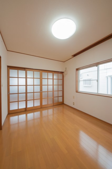 居室・リビング　洋室6畳　※写真は今回募集の部屋とは異なります
