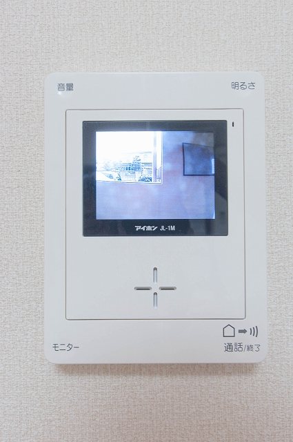 セキュリティ　TVインターホン　※写真は今回募集の部屋とは異なります