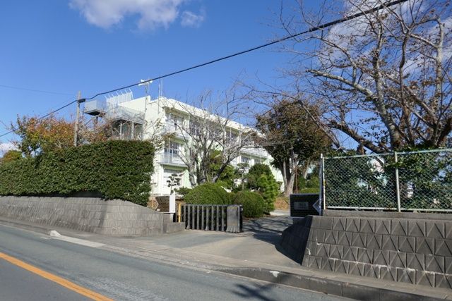 中学校　磐田市立向陽中学校（中学校）まで4622m