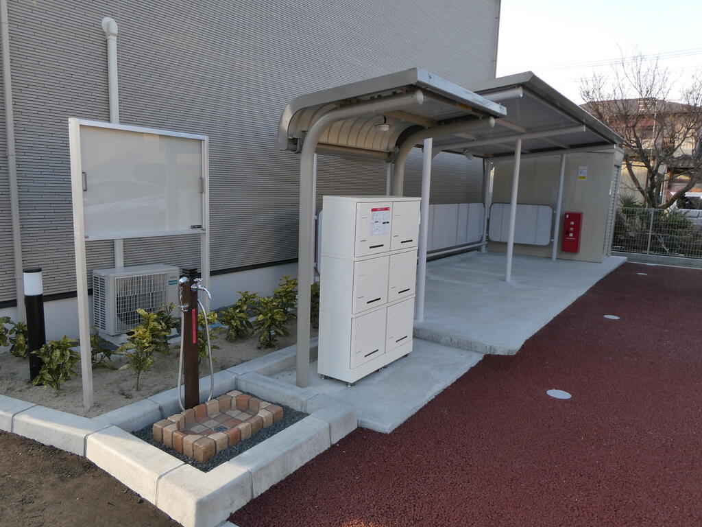 その他共有部分　駐輪所、宅配ボックス