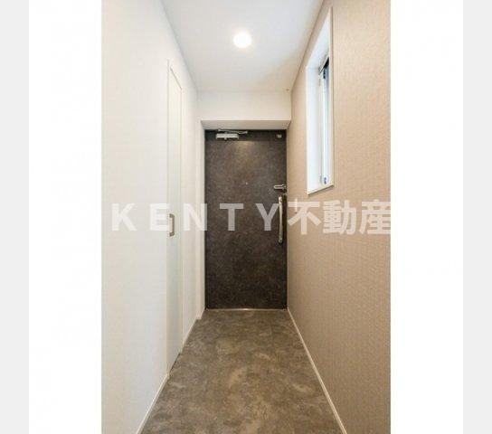 玄関　収納もある玄関です