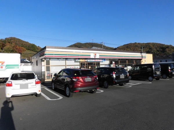 コンビニ　セブンイレブン盛岡門店（コンビニ）まで185m