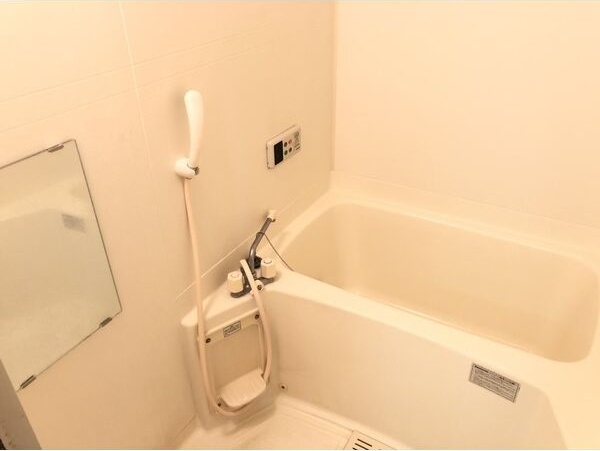 バス・シャワールーム　写真は類似です。