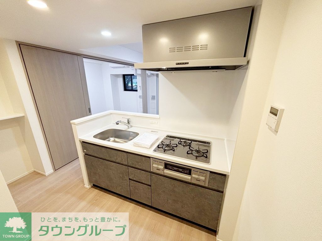 キッチン　お部屋探しは株式会社　タウンハウジング　までお気軽にお問合…