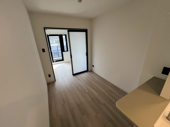 居室・リビング　※別部屋の写真です