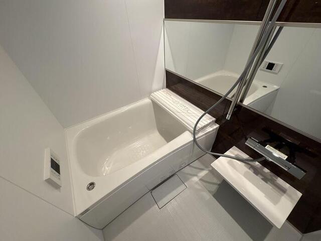 バス・シャワールーム　浴室