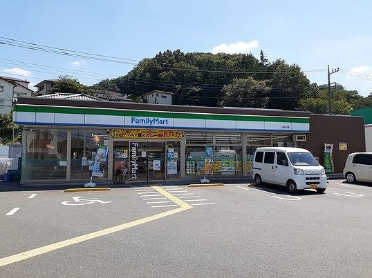 コンビニ　ファミリーマート 入間仏子店（コンビニ）まで800m