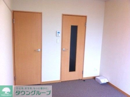 居室・リビング　朝日が差し込むお部屋です