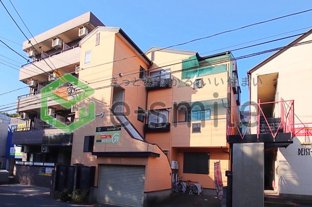 建物外観　落ち着いた雰囲気の外観です