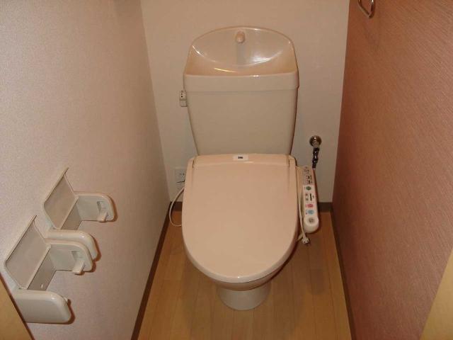 トイレ　シャワー付トイレ