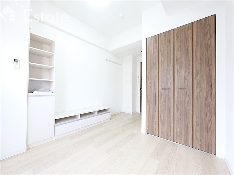 居室・リビング　内装