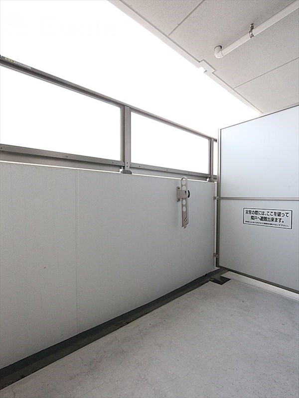 バルコニー　バルコニー