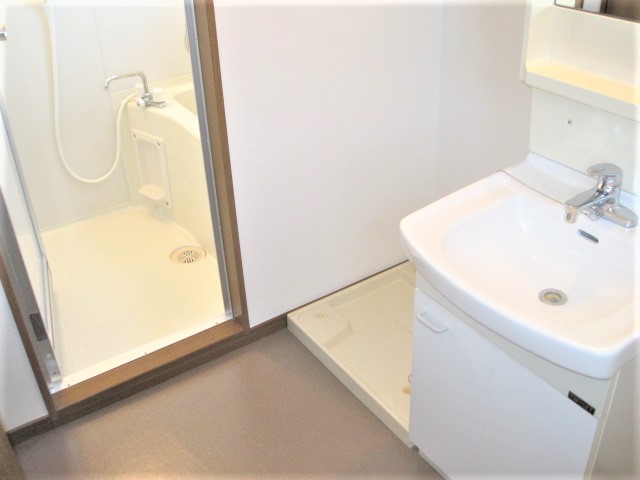 洗面設備　別のお部屋の写真です