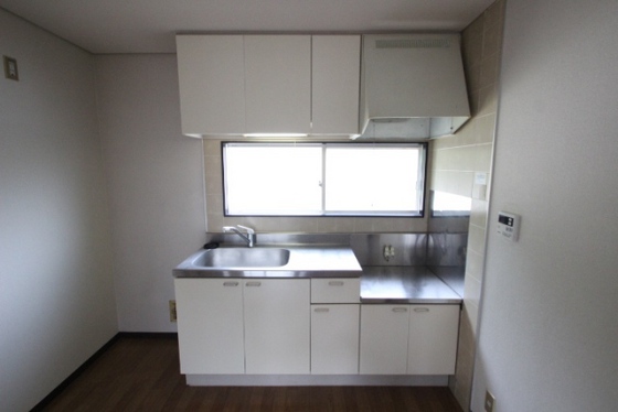 キッチン　※改装前のお写真です