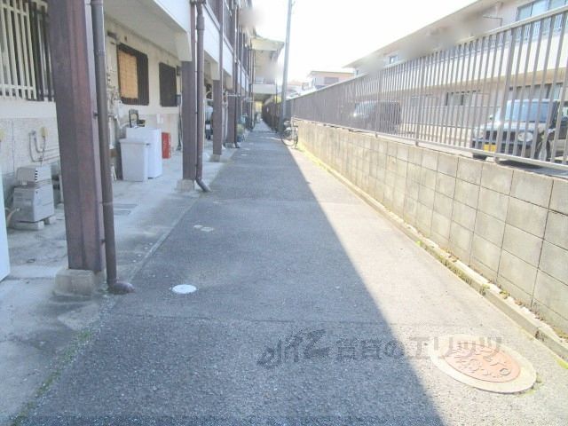その他　通路
