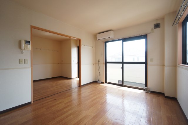 居室・リビング　当日の見学大歓迎！ ※すべて同物件類似タイプのお写真です