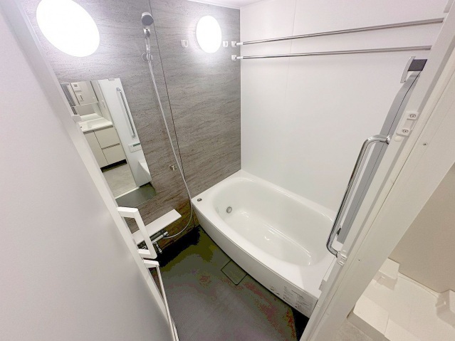 バス・シャワールーム