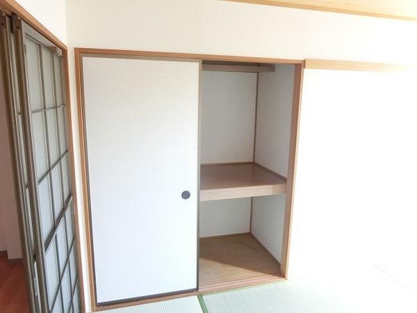 収納　押入れ！