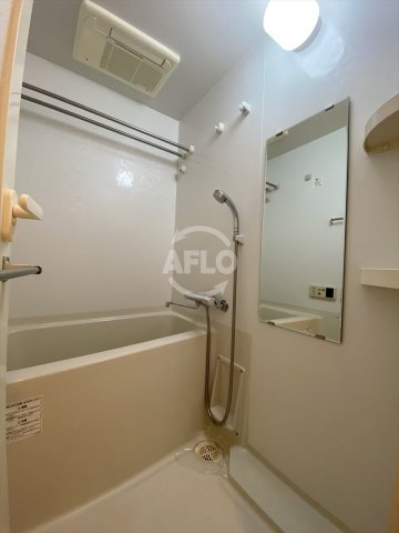 バス・シャワールーム　セレッソコート上本町EAST　浴室