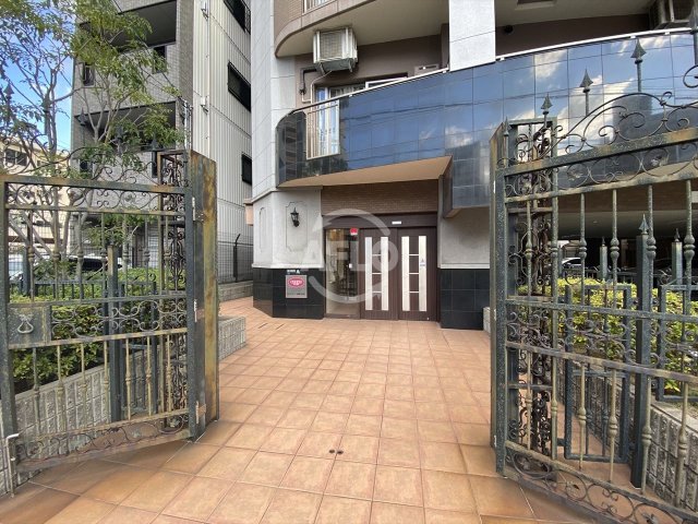 エントランス　セレッソコート上本町EAST　エントランス