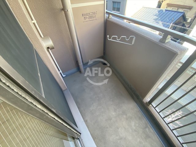 バルコニー　セレッソコート上本町EAST　バルコニー