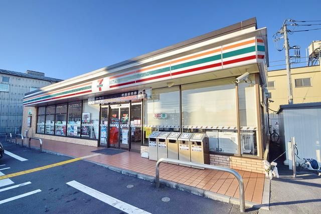 コンビニ　セブンイレブン川口元郷3丁目店（コンビニ）まで331m