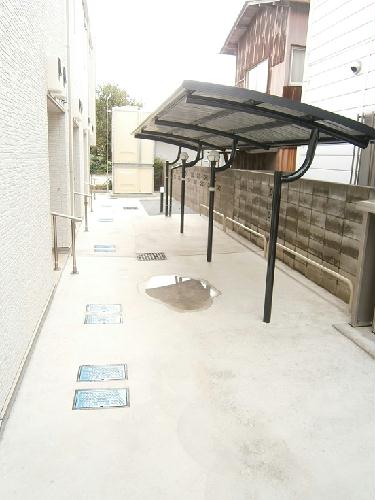 その他共有部分　屋根付き駐輪場です