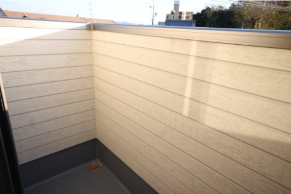 バルコニー　※類似写真になります