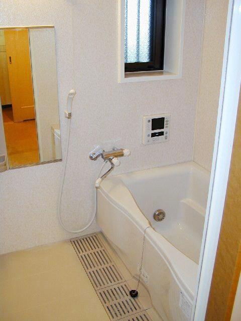 バス・シャワールーム　同物件別号室