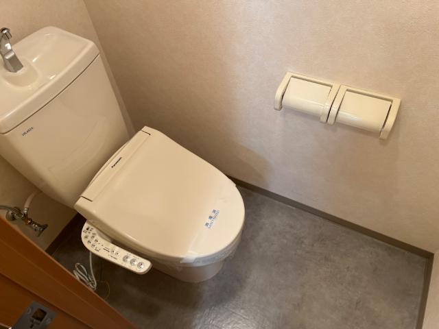 トイレ　シャワー付トイレ