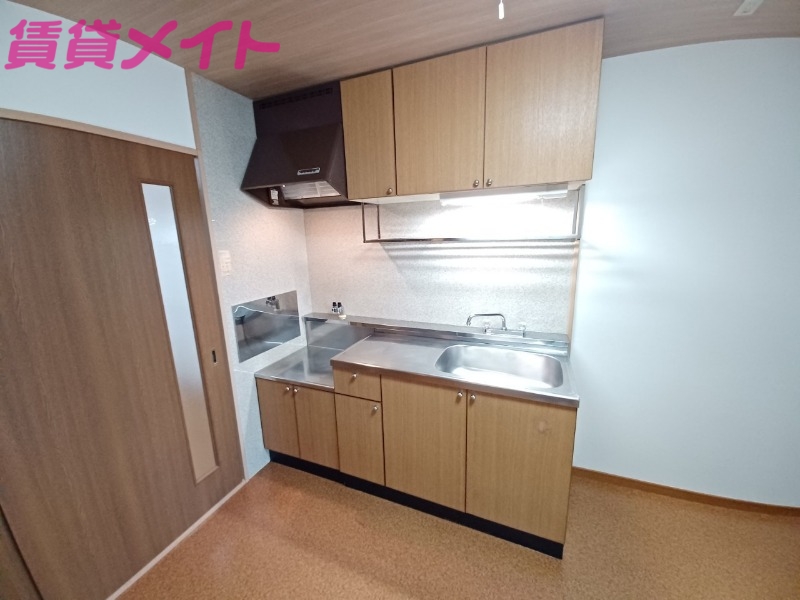キッチン　同物件別室写真