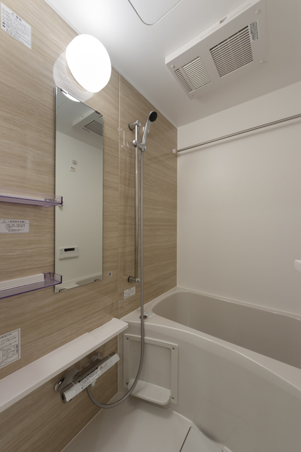 バス・シャワールーム　※写真は同タイプ住戸です。