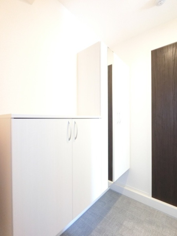 玄関　図面と現状に相違がある場合には現状を優先