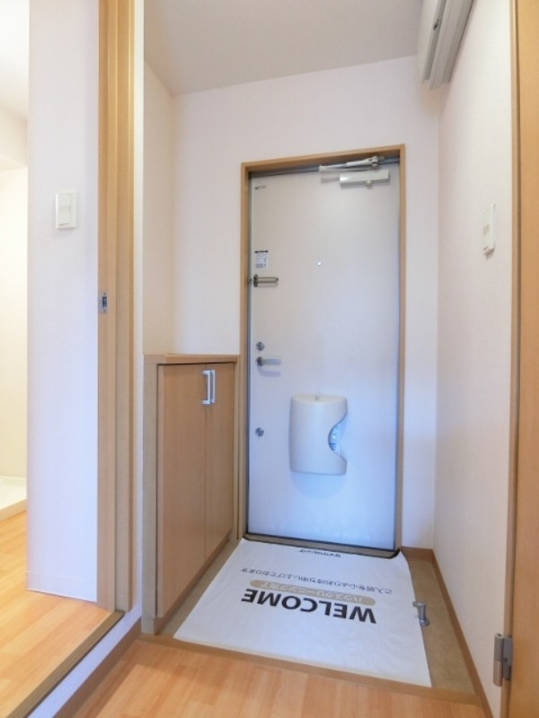 玄関　図面と現状に相違がある場合には現状を優先