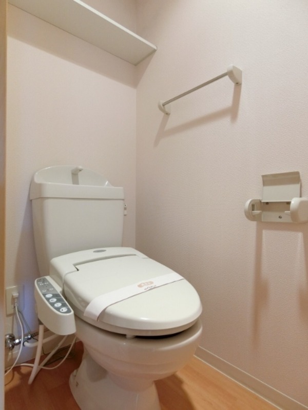 トイレ　図面と現状に相違がある場合には現状を優先