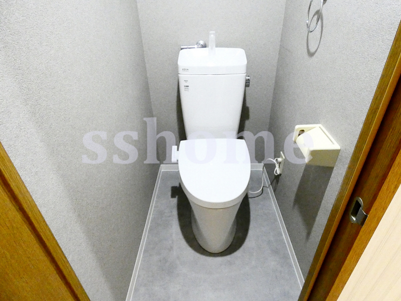 トイレ　トイレセパレート♪暖房付きです